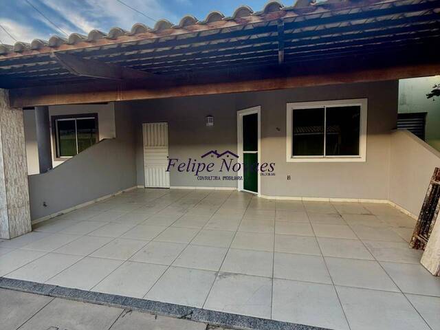#20 - Casa em condomínio para Venda em Feira de Santana - BA