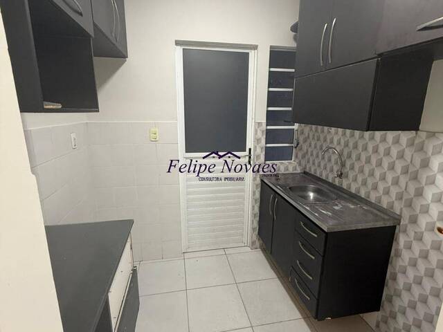 Casa em condomínio para Venda em Feira de Santana - 4