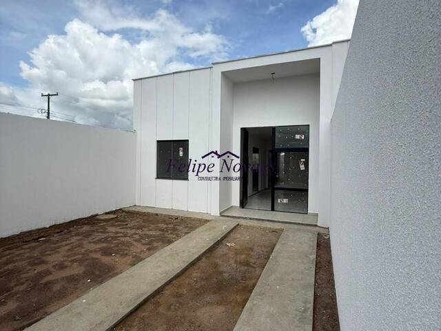 #27 - Casa para Venda em Feira de Santana - BA - 1