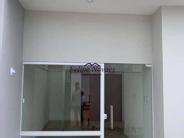 Casa para Venda em Feira de Santana - 2