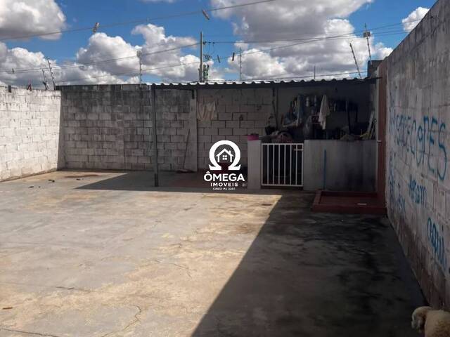Casa em condomínio para Venda em Feira de Santana - 4