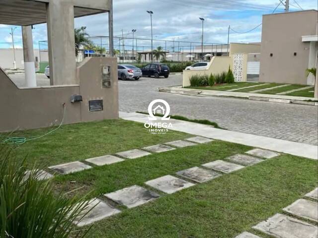 Casa em condomínio para Venda em Feira de Santana - 2